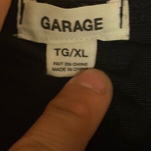 Garage Black Top with White Label